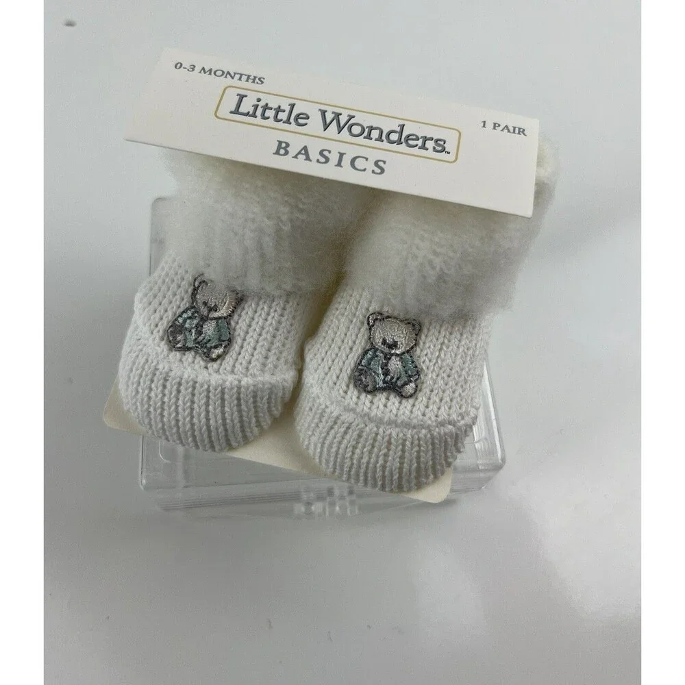 NEW Little Wonders Basics 0-3 Months Bootie Socks Bear Patch Baby Shower Gift